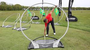 Top 4 dụng cụ tập swing golf luyện tập tại nhà hiệu quả